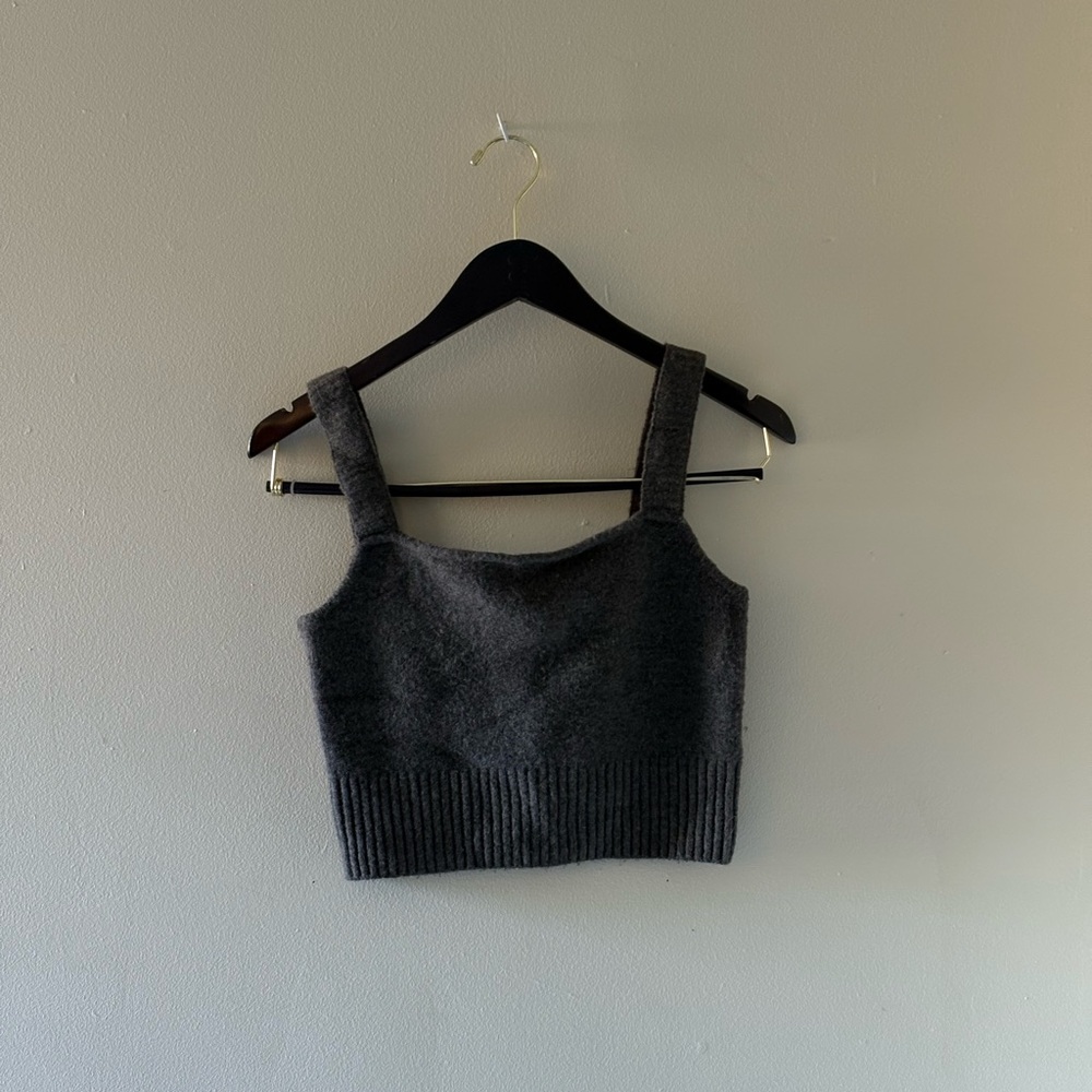 H&M Charcoal Knit Crop Top